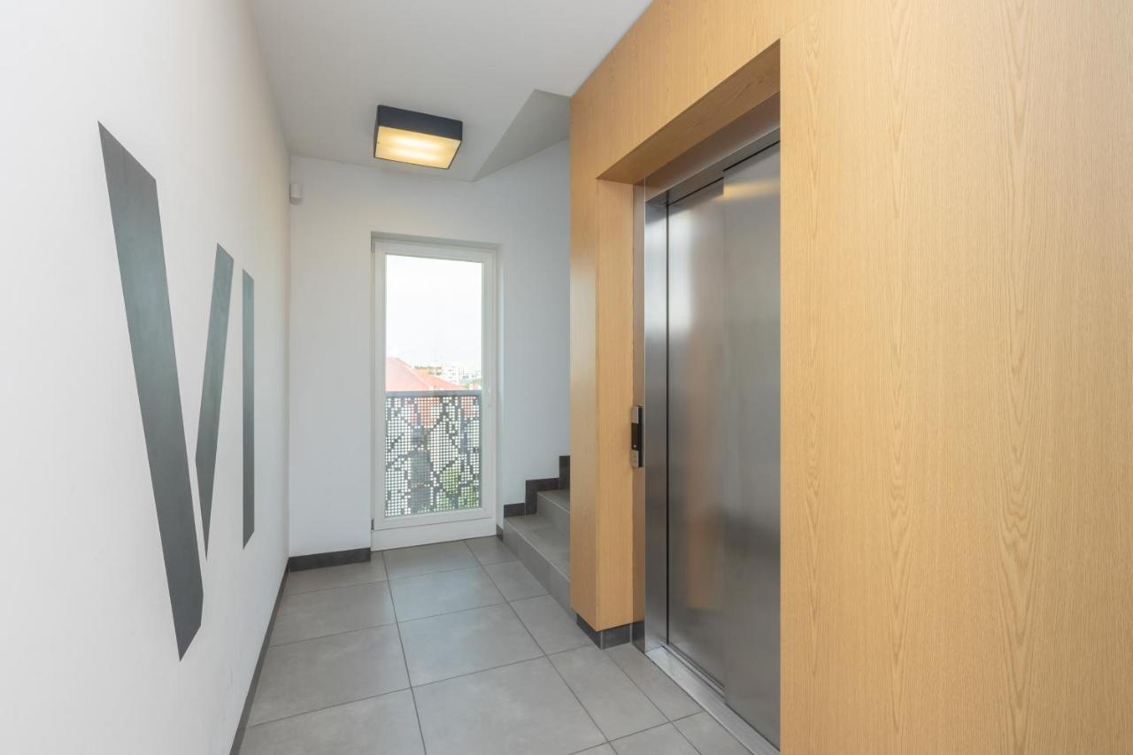 Lakeview Apartment Kapelanow Armii Krajowej By Noclegi Renters Βαρσοβία Εξωτερικό φωτογραφία